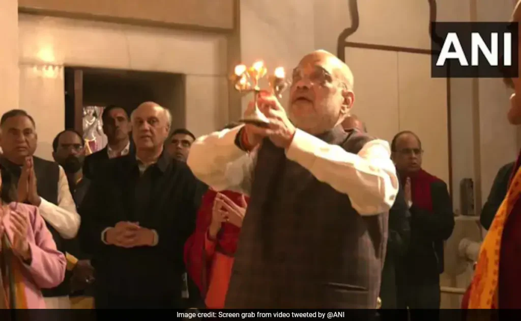Amit Shah and Rajnath Singh Offer Prayers on the Opening Day of Ram Temple
