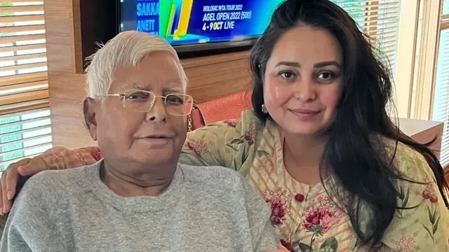 Controversy Erupts Over Lalu Yadav’s Daughter’s Garbage Post Following Nitish’s Resignation