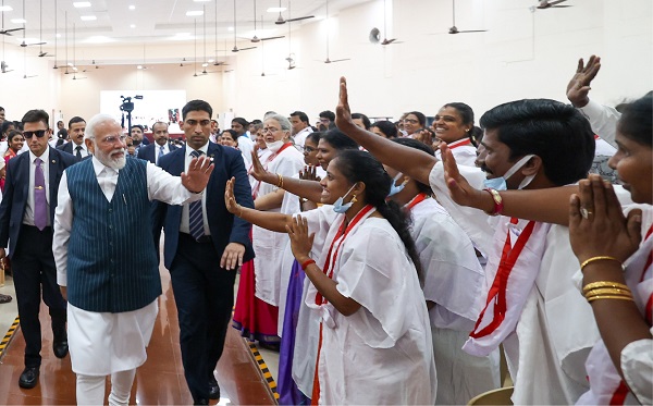 PM Expresses Pride for Kick-Starting 2024 With Programme in TN And Among Youth