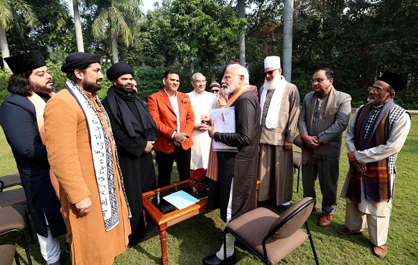 PM Modi Presents Sacred Chadar to Be Placed During Urs of Khwaja Moinuddin Chishti at Ajmer Sharif Dargah