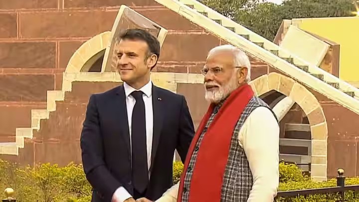 PM Modi Visits Jantar Mantar in Jaipur with French President Macron