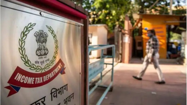 Pending Tax: UPSRTC Office Sealed with Employees Inside, Unsealed After DM’s Intervention