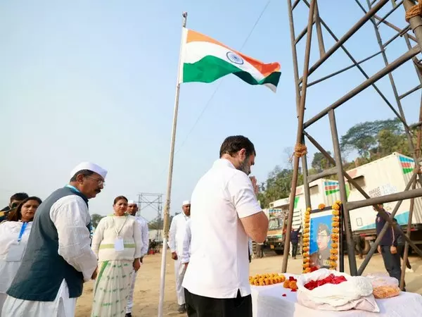 Rahul Gandhi Pays Tribute to Netaji on His Birth Anniversary