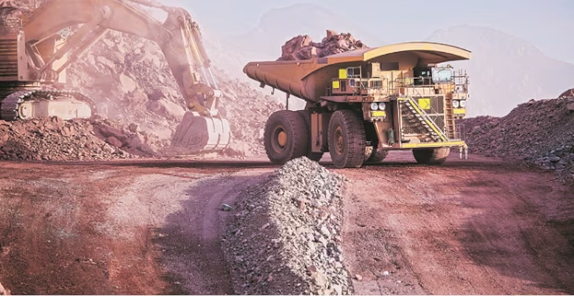 Rajasthan CM Instructs Officials to Conduct 5-Day Operation to Crack Down on Mining Mafia