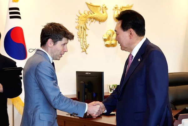 Sam Altman CEO of OpenAI visits S.Korea to meet chip leaders