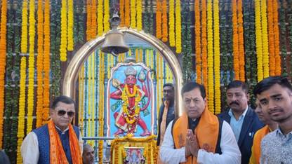 Sarbananda Sonowal Took Part in ‘Swachch Teerth’ Drive at Hanuman Mandir, Ramdev Mandir in Dibrugarh