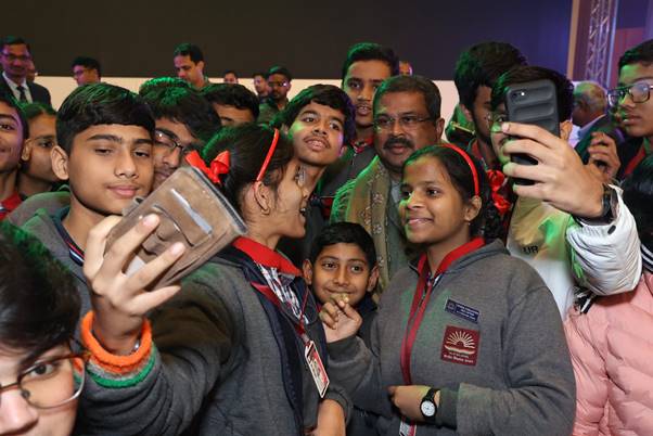 The seventh Pariksha Pe Charcha edition, scheduled for January 29, 2024, is being reviewed by Shri Dharmendra Pradhan