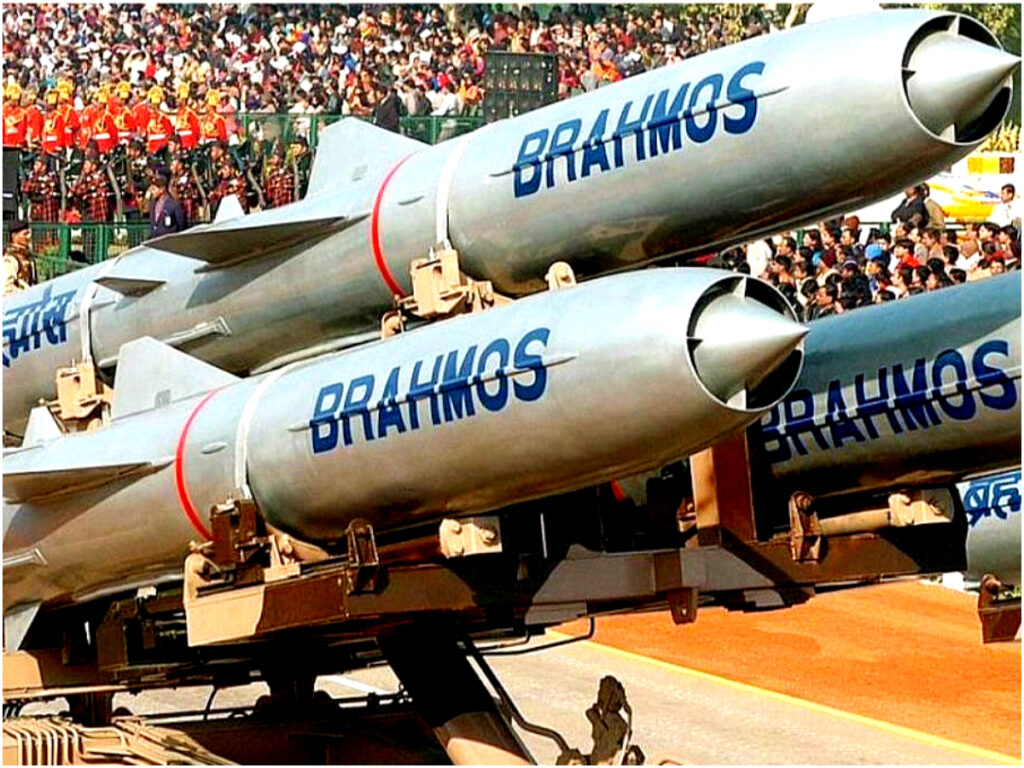 ‘Bharat’ to Sell Weapons to ‘World’, export of BrahMos Supersonic Cruise Missile to Begin from March