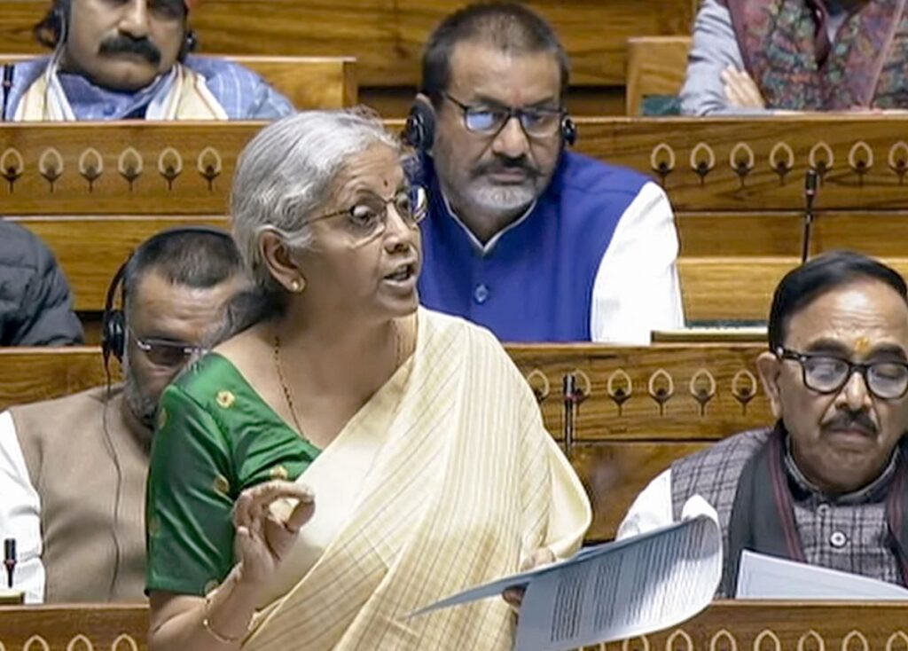 Modi Govt’s White Paper Accuses UPA of Decade-long Economic Mismanagement