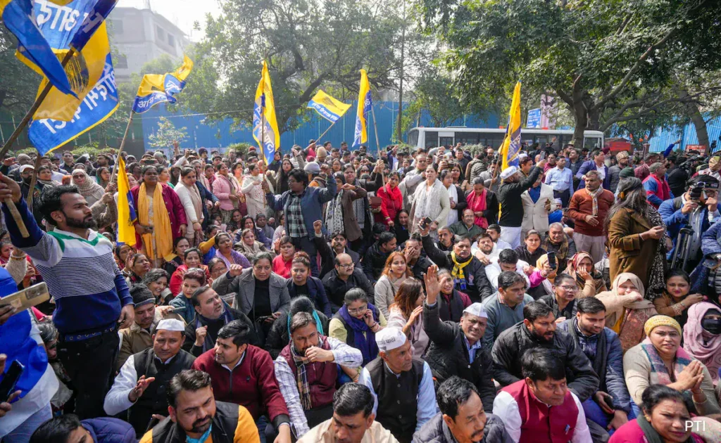 AAP Supporters Protesting Mayoral Poll Results Detained in Chandigarh