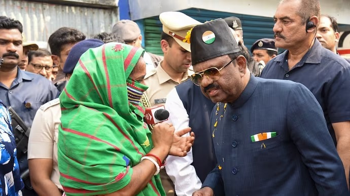 Bengal Governor’s Gesture: Raj Bhavan Opens Doors to Support Sandeshkhali Victims