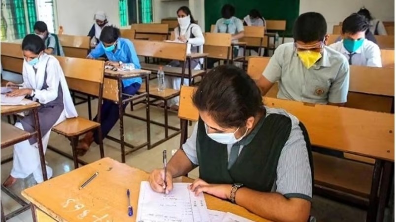 Centre Seeks Public Input on Draft Guidelines to Curb Misleading Advertisements in Coaching Sector
