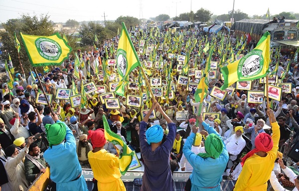 Farmers’ Movement Threatens Businesses, Raises Concerns of Severe Economic Damage