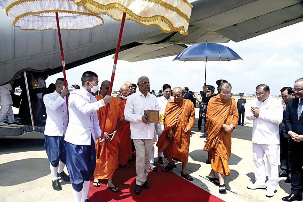 Sacred Relics of Lord Buddha Arrive in Thailand for 26-Day Exposition