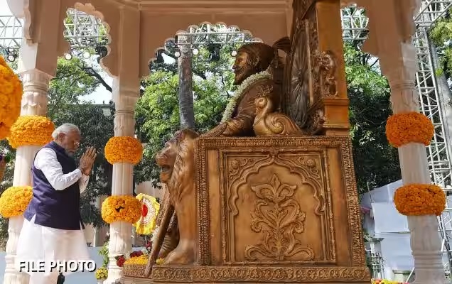PM Modi Pays Tribute to Chhatrapati Shivaji Maharaj on His Birth Anniversary