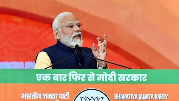 Prioritize National Policy over Politics: PM Modi to BJP Workers