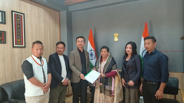 Manipur Governor Uikey Assures Support During Visit to Senapati District