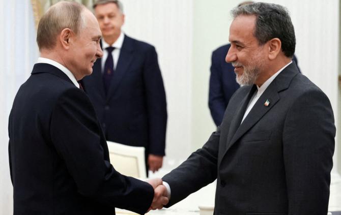Iran FM Araqchi visits Russia to meet Putin