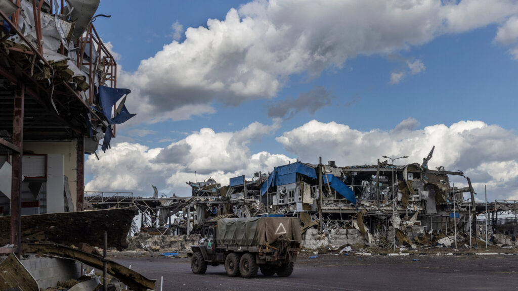 Russia delivers 1st batch of 1,212 Ukraine soldiers bodies to exchange point