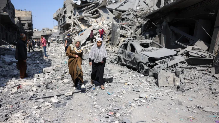 Israel launched intense overnight attacks on Iran as Tehran pause to response US bombing