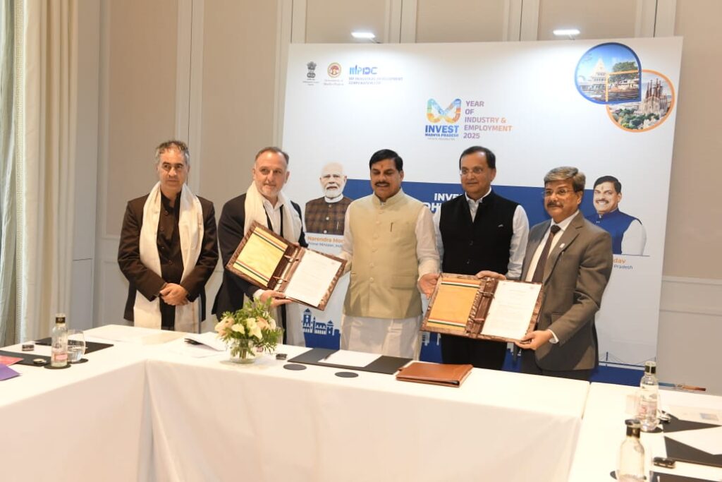 MP CM Mohan Yadav Focuses on Textile Investment in Spain