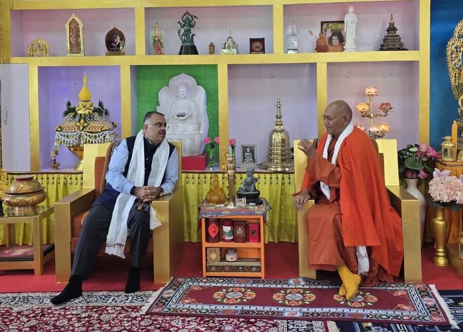 BJP’s Tarun Chugh Visits Mahabodhi Centre in Ladakh