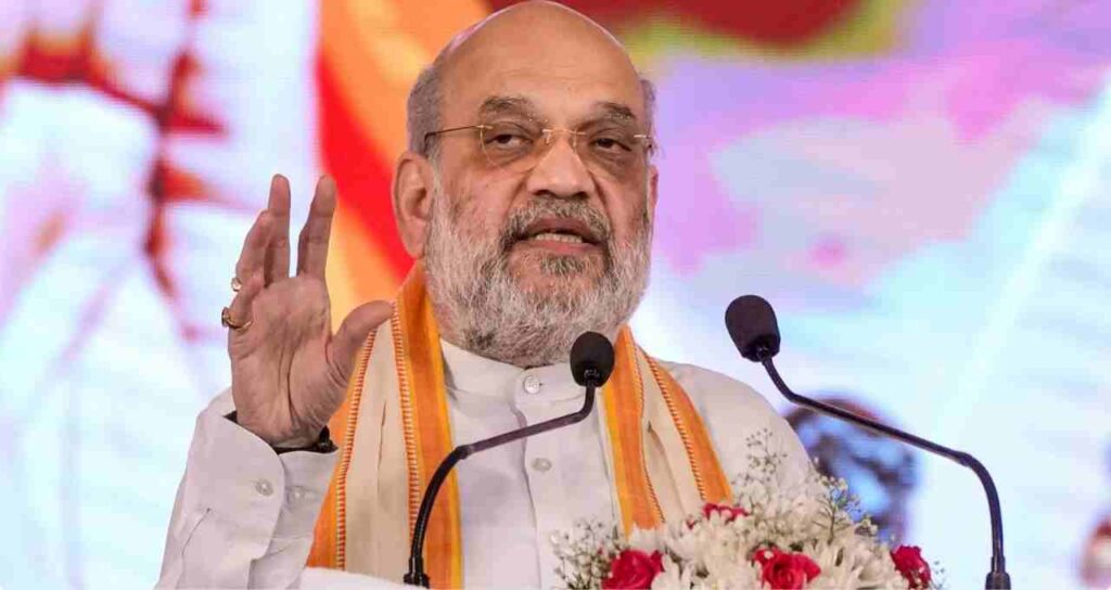 “Can PM or CM Run Govt From Jail?” : Shah Questions Rahul
