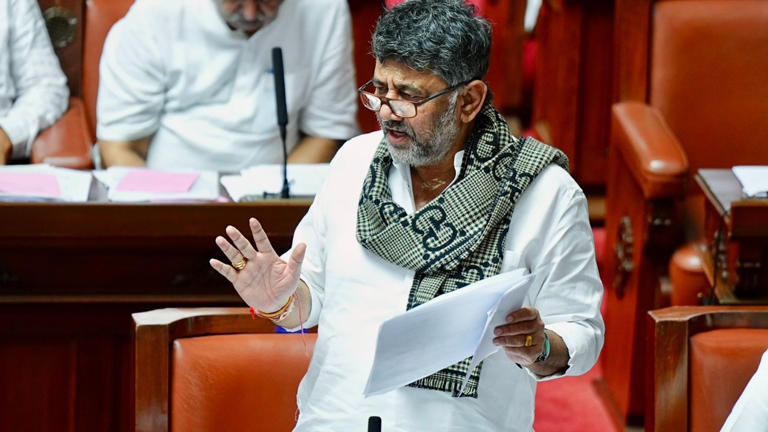 Shivakumar’s Anthem Move Splits Congress, Fuels BJP Fire