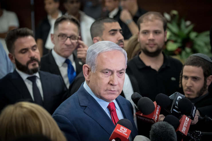 Israel Faces Heat, Netanyahu Finds Glory in the Social Media War