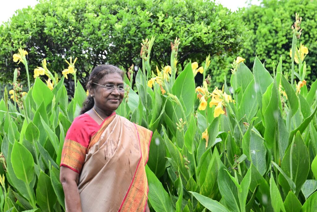 Amrit Udyan Opens for Summer Annuals