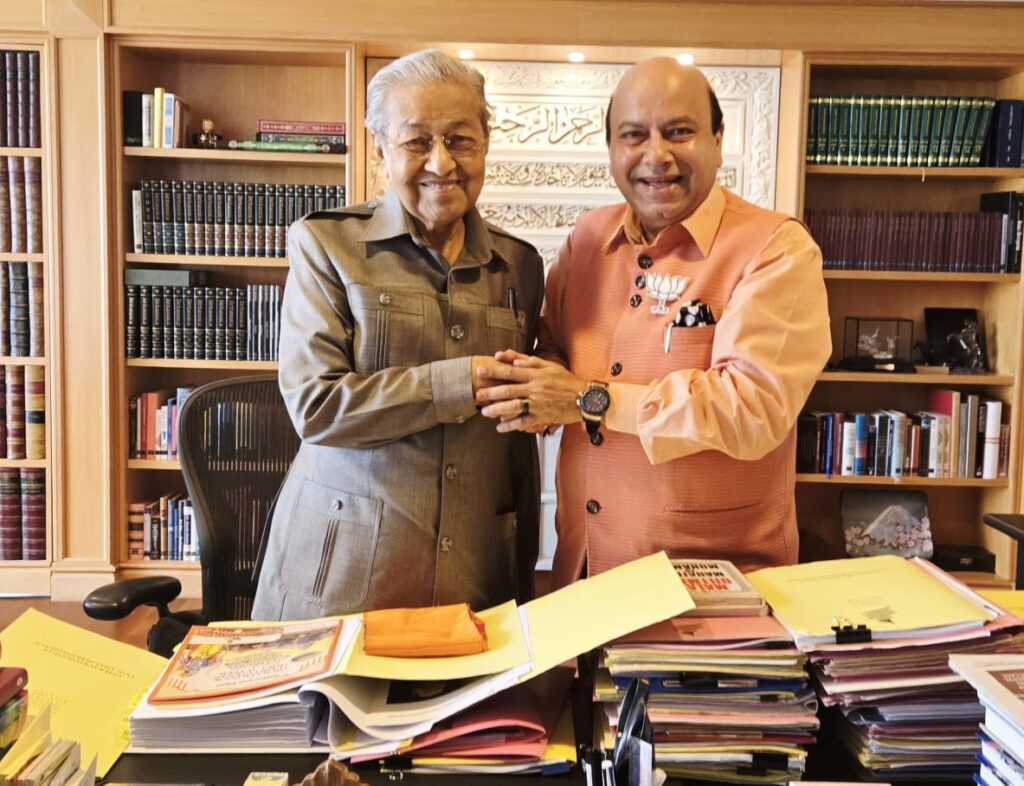 BJP’s Dr. Jolly Meets Ex-PM Malaysia Tun Dr. Mahathir