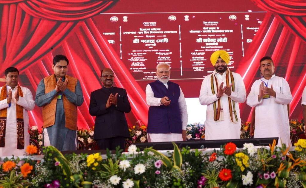 PM Modi Boosts Kolkata’s Infrastructure with Rs 5,200 Cr Projects