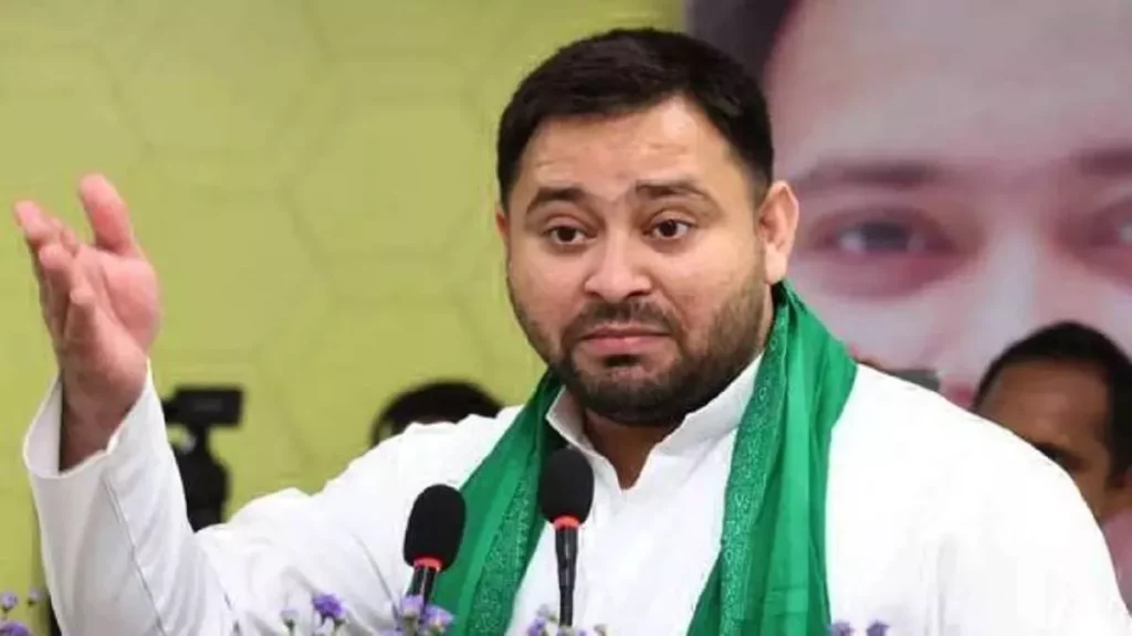 Bihar Polls: Tejashwi Vows ₹5 Lakh Aid for Barbers, Potters, Blacksmiths