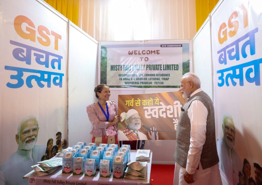PM Modi Meets Itanagar Traders, Celebrates GST Reforms