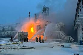 Ukraine launches massive drone attack on Russia big oil terminal halts crude exports