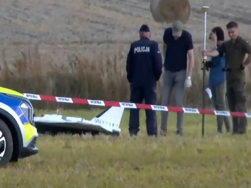 Political head warns escalation risk in large-scale Russian drone incursion into Poland