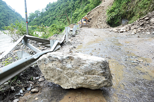 Darjeeling Landslides Kill 17, Cut Off Sikkim Road Links