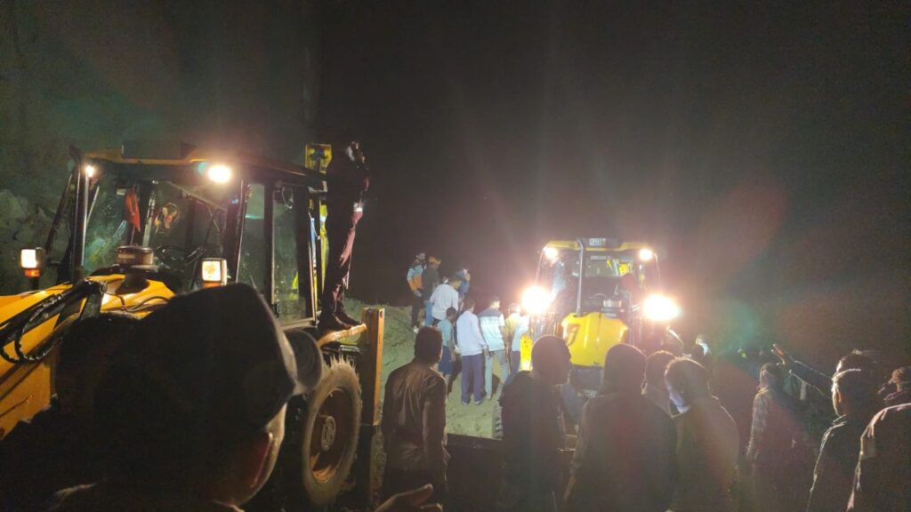 18 Dead as Landslide Buries Bus in Himachal Pradesh
