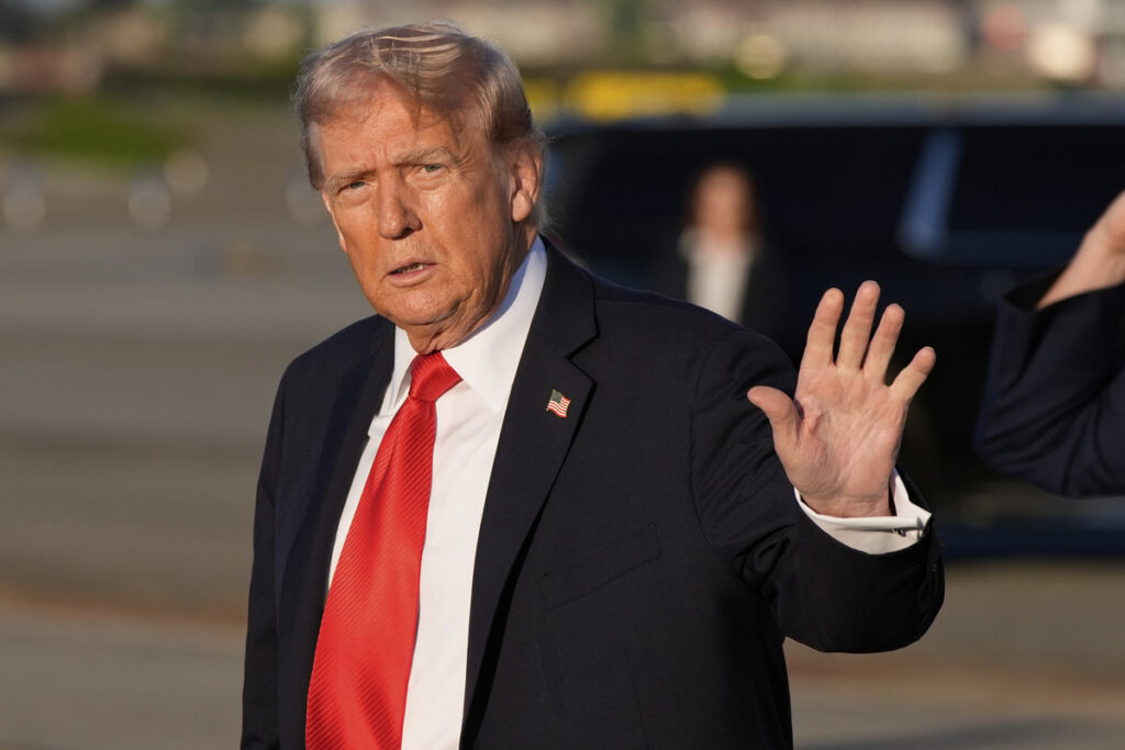 Trump says ready to talk with Democrats as govt. shutdown looms