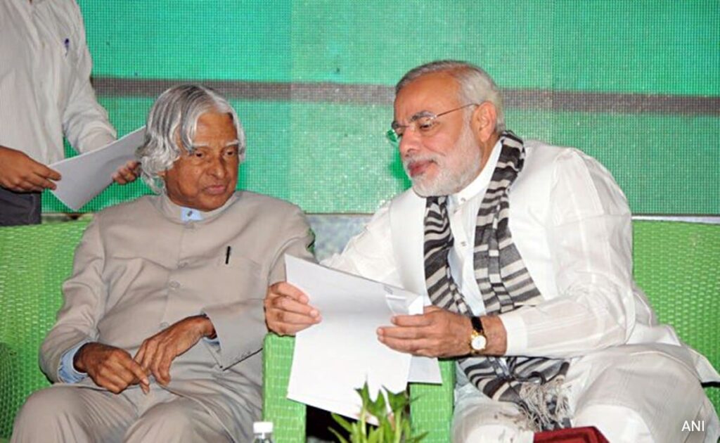 PM Modi Pays Tribute to Dr. Kalam on Birth Anniversary