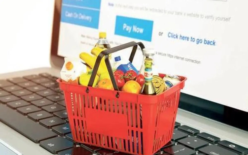 PwC report shows strong online grocery market growth in India, fresh produce stays offline