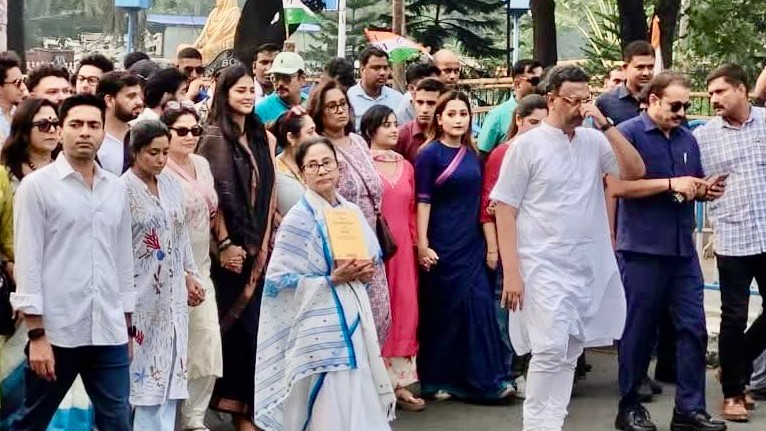 Mamata Banerjee’s Bold Stand Against the Special Intensive Revision in West Bengal