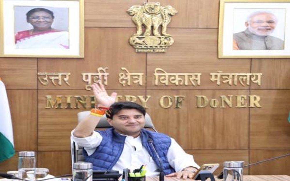 Scindia Urges Students to Be Ambassadors of ‘Ek Bharat Shreshtha Bharat’