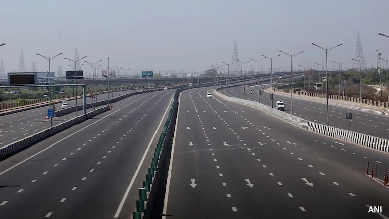 80 kmph Toll Pass from 2026 to Check Speeding: Gadkari