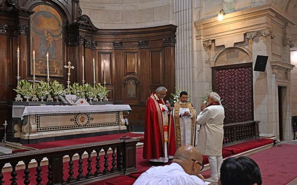 PM Modi Attends Christmas Service in Delhi