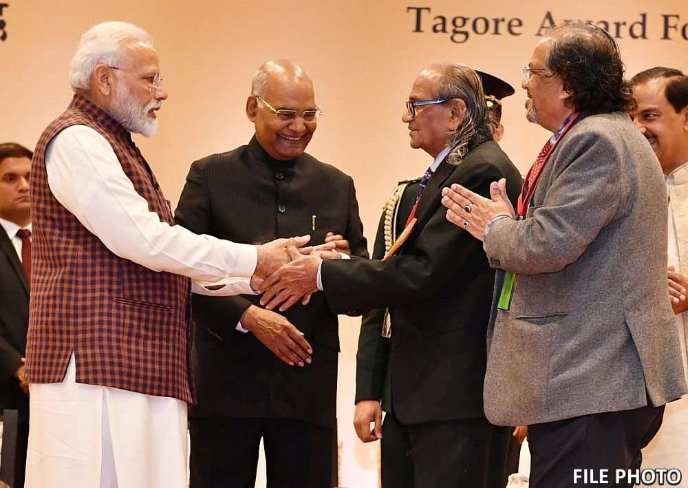 PM Modi Mourns Demise of Sculptor Ram Sutar