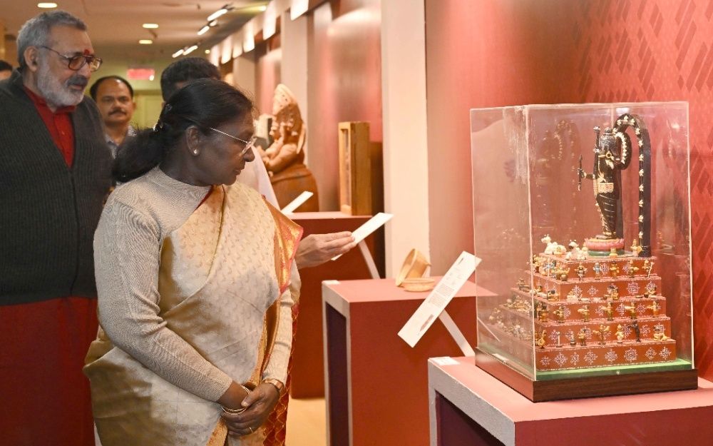 President Murmu Presents National Handicrafts Awards