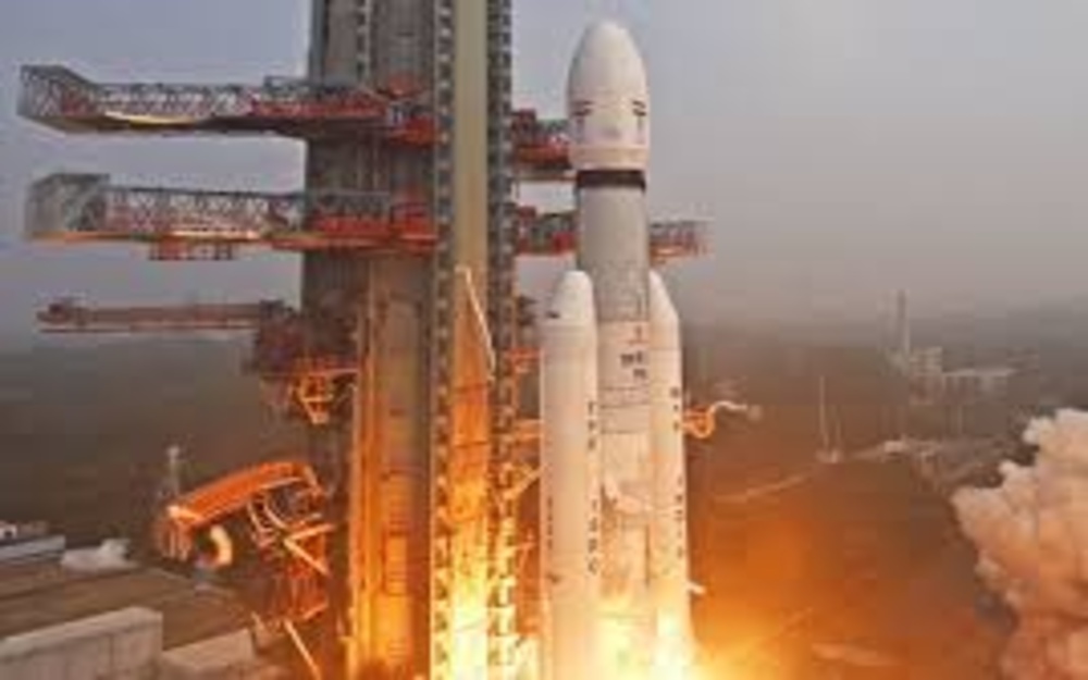 Amit Shah Hails ISRO’s LVM3-M6 Launch as Global Space Breakthrough