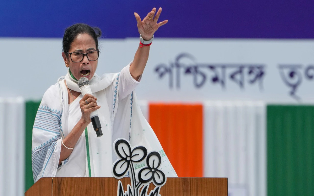 Mamata Banerjee Shocked by Internal Survey Ahead of Bengal Polls