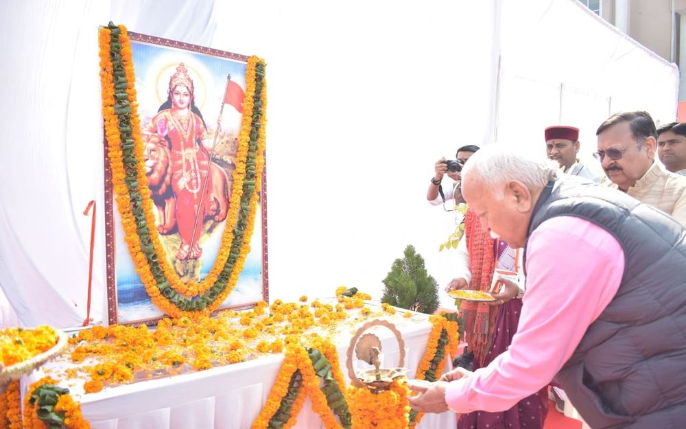 RSS chief Mohan Bhagwat Inaugurates RSS Centenary Exhibition in Goraksha Region